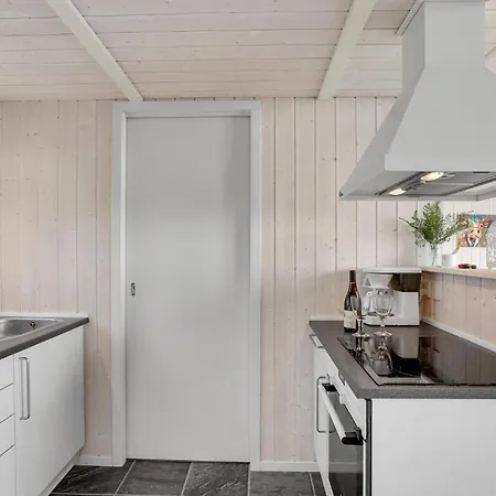 Holiday home Lovely In With Kitchen *
