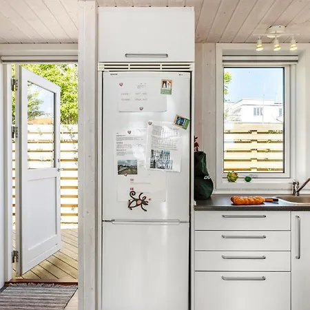 Holiday home Lovely In With Kitchen