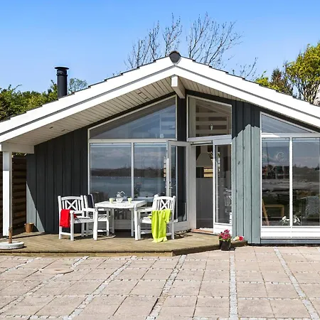 Holiday home Lovely In With Kitchen *